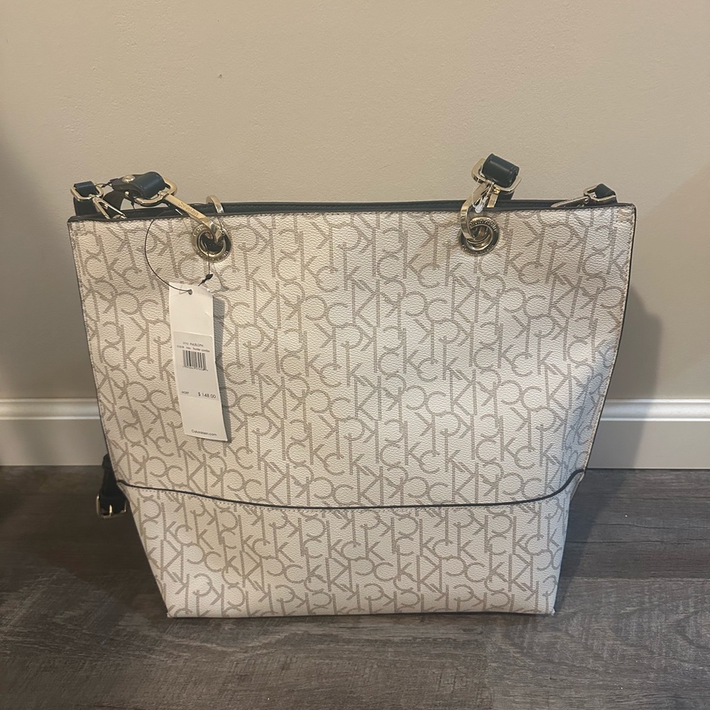 NWT Calvin Klein Purse